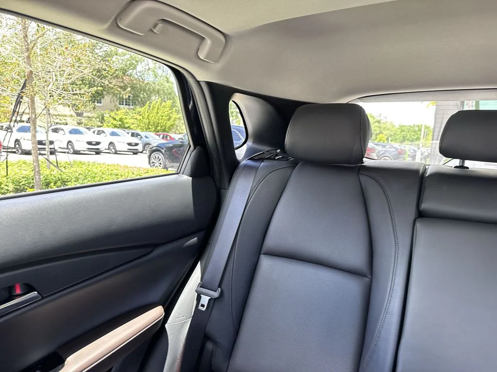 Used 2023 Deep Crystal Blue Mica Mazda 2.5 Turbo Premium Package image 17