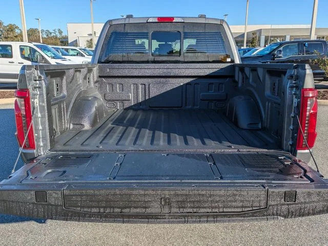 New 2026 Carbonized Gray Metallic Ford XLT image 13