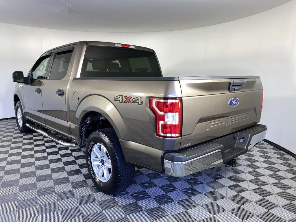 Used 2019 Gray Ford XLT image 6