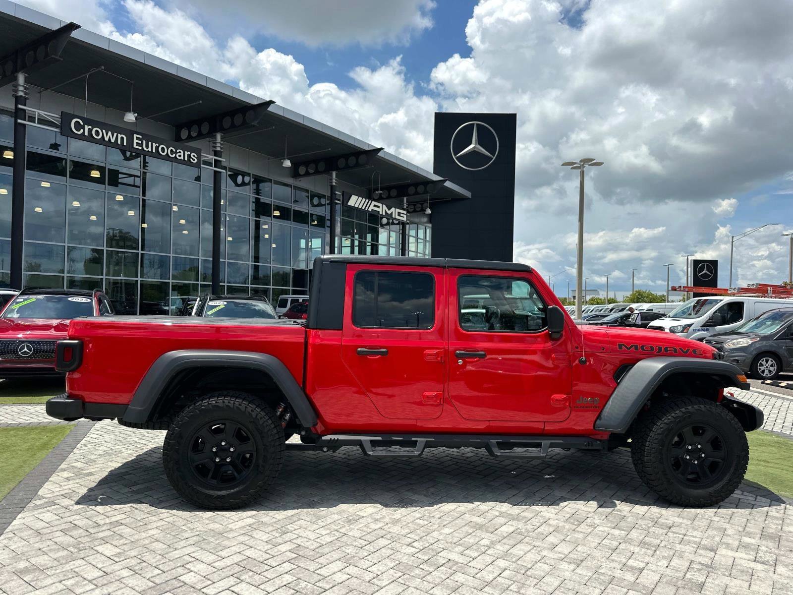 2022 Jeep Gladiator Mojave photo 3
