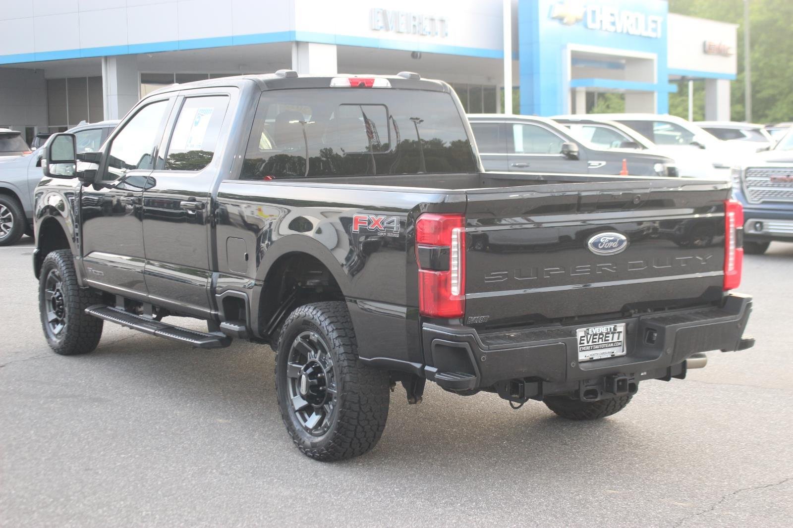 Used 2023 Black Ford XL image 5