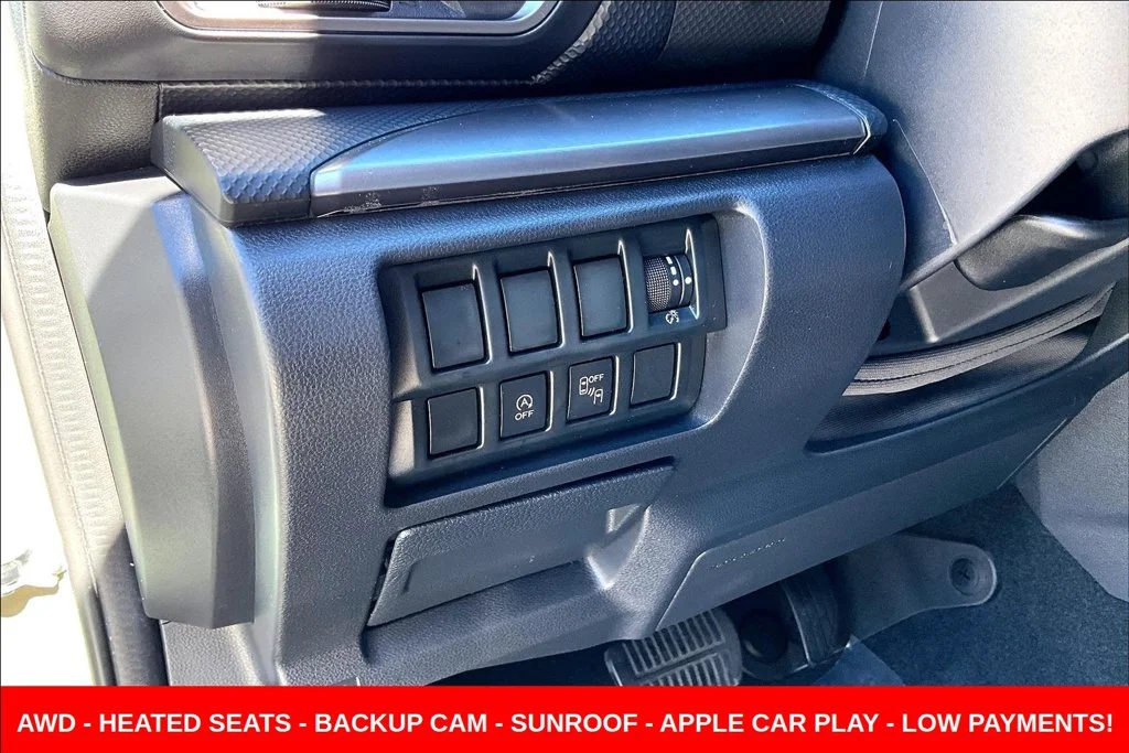 Used 2019 Green Subaru Premium image 12