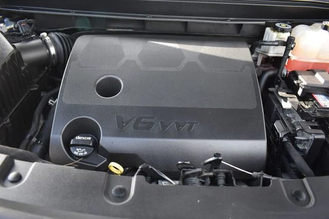 Used 2022 Black Chevrolet Premier image 44