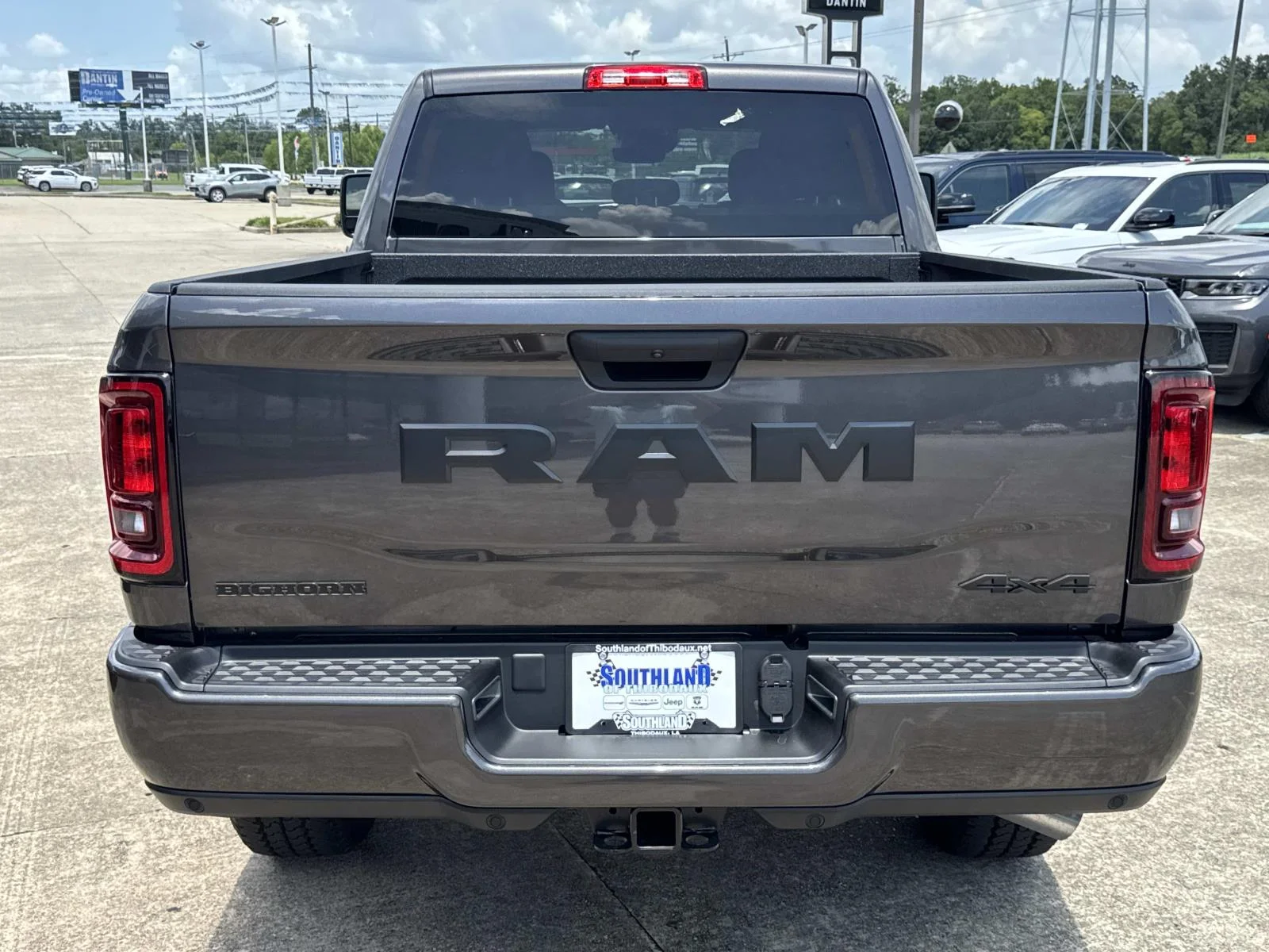 New 2026 Granite Crystal Metallic Clear-Coat Exterior Paint RAM Big Horn image 5