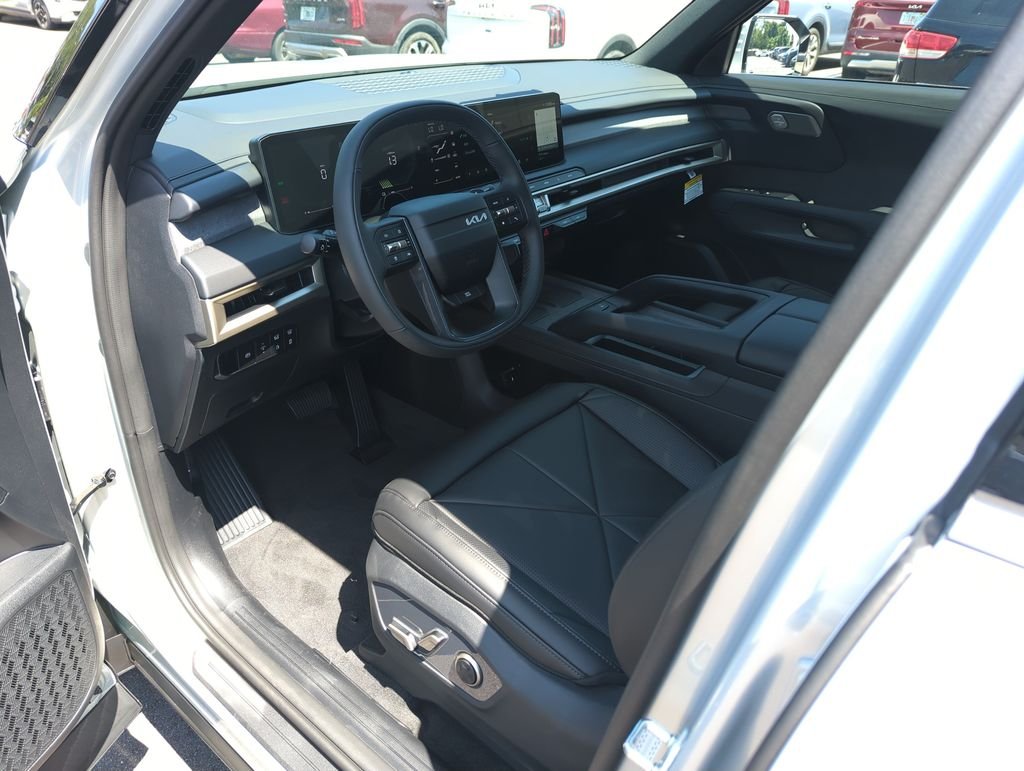 New 2027 Ivory Silver Kia EX image 11