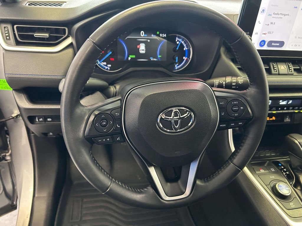 Certified Used 2025 Silver Toyota XSE image 19