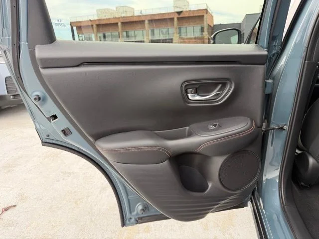 Used 2024  Honda Sport image 13