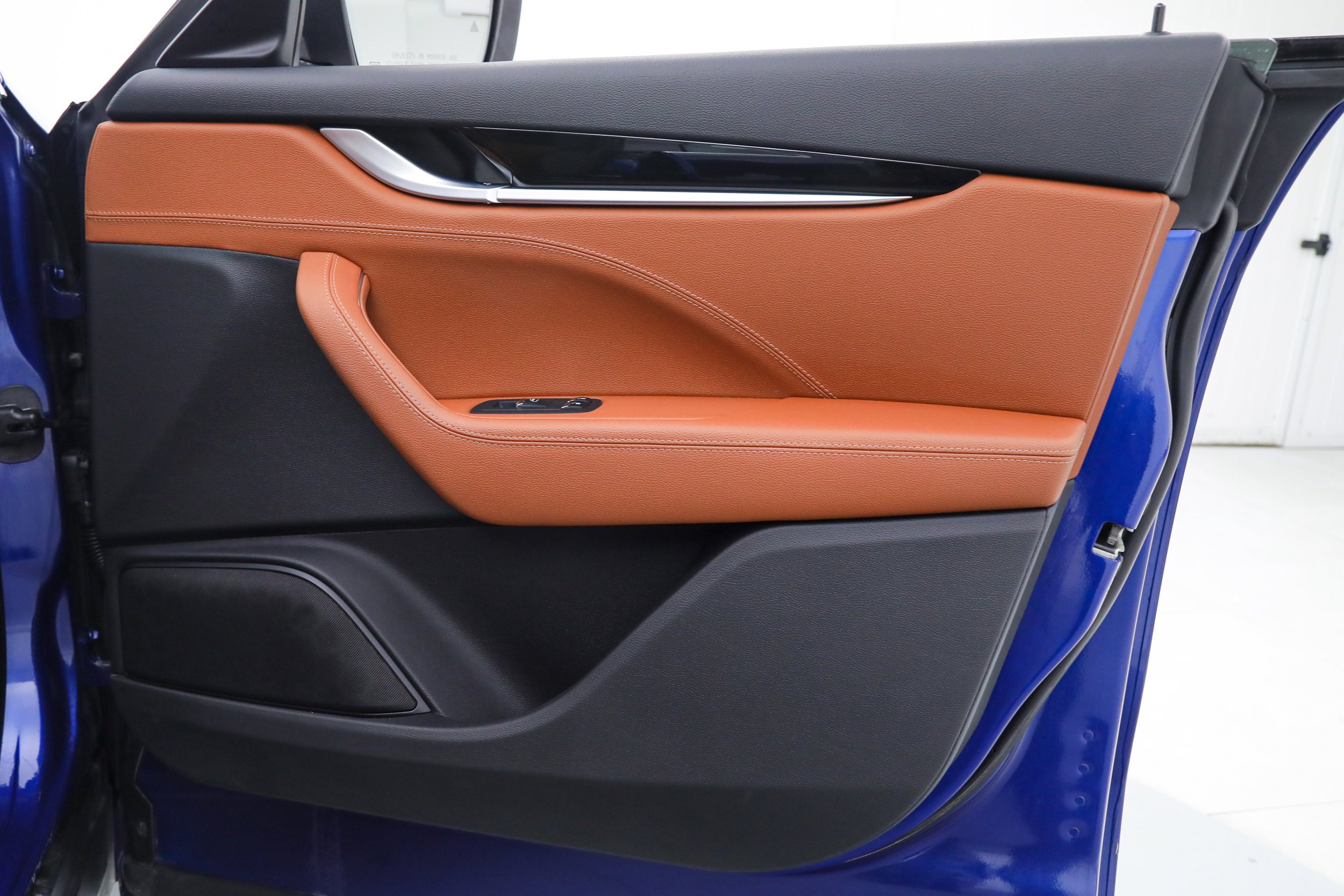 Certified Used 2023 Blue Maserati GT image 11