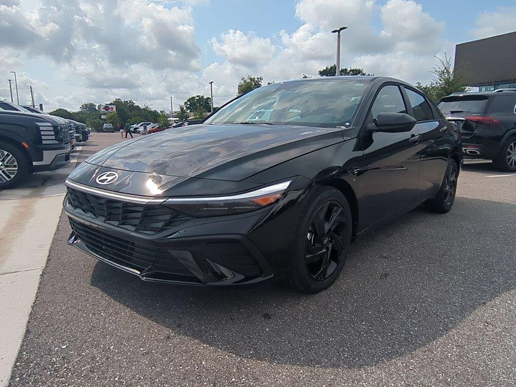 New 2026 Black Hyundai SEL Sport image 9