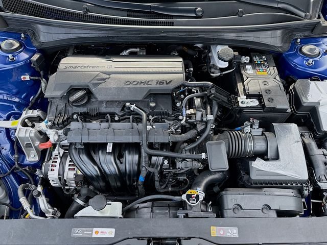 Used 2024 Blue Hyundai SE image 28