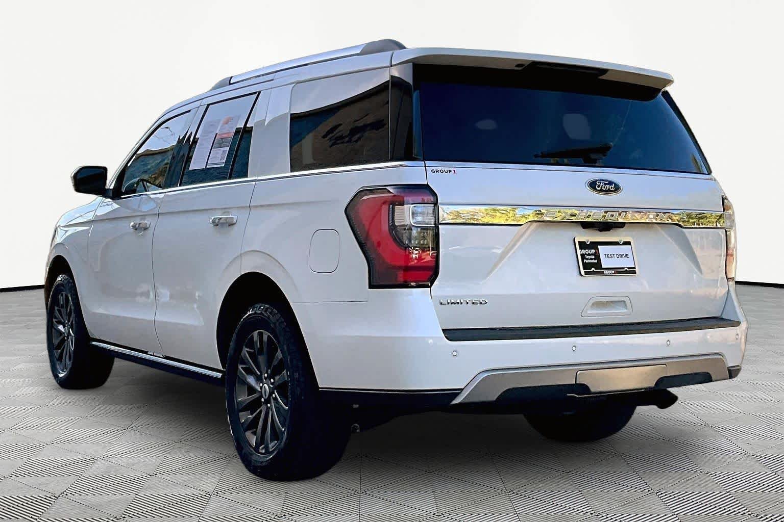 Used 2021 Star White Metallic Tri-Coat Ford Limited image 12