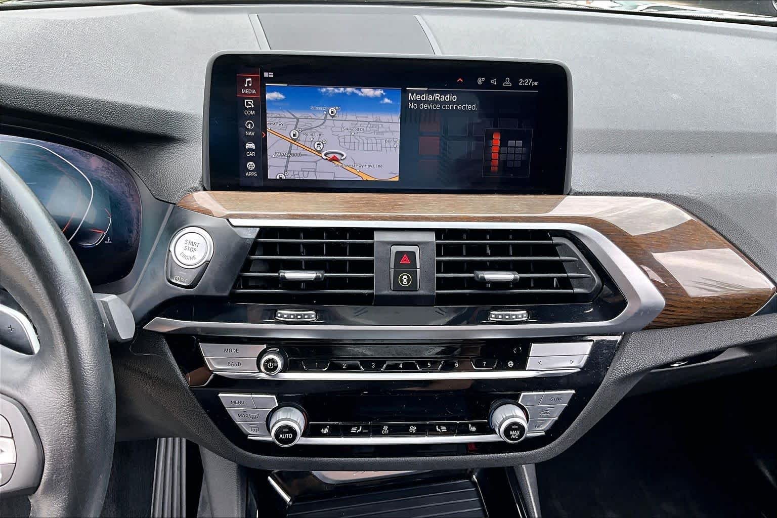 Used 2020 Jet Black BMW sDrive30i image 34