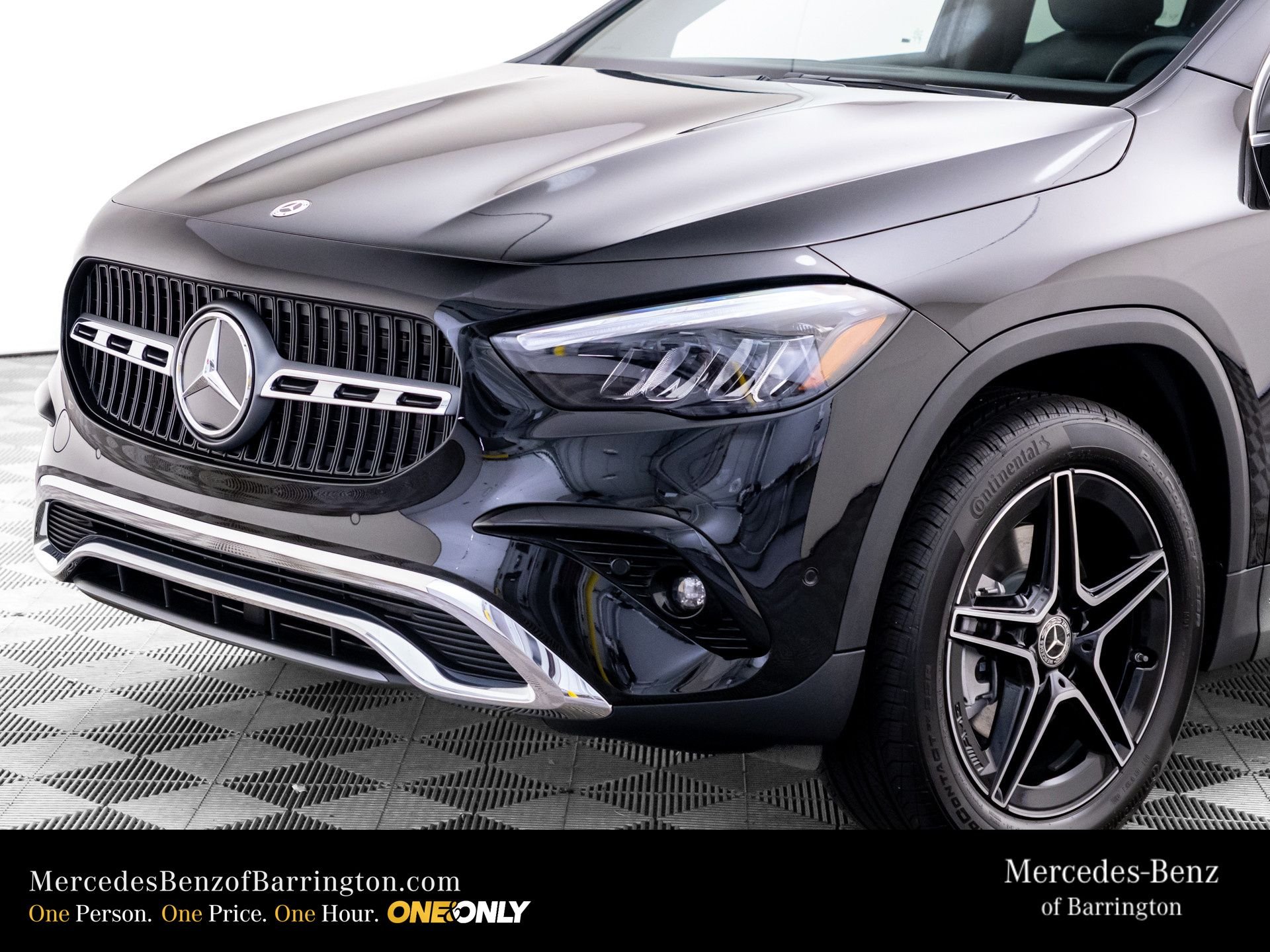 New 2026 Night Black Mercedes-Benz GLA 250 image 37