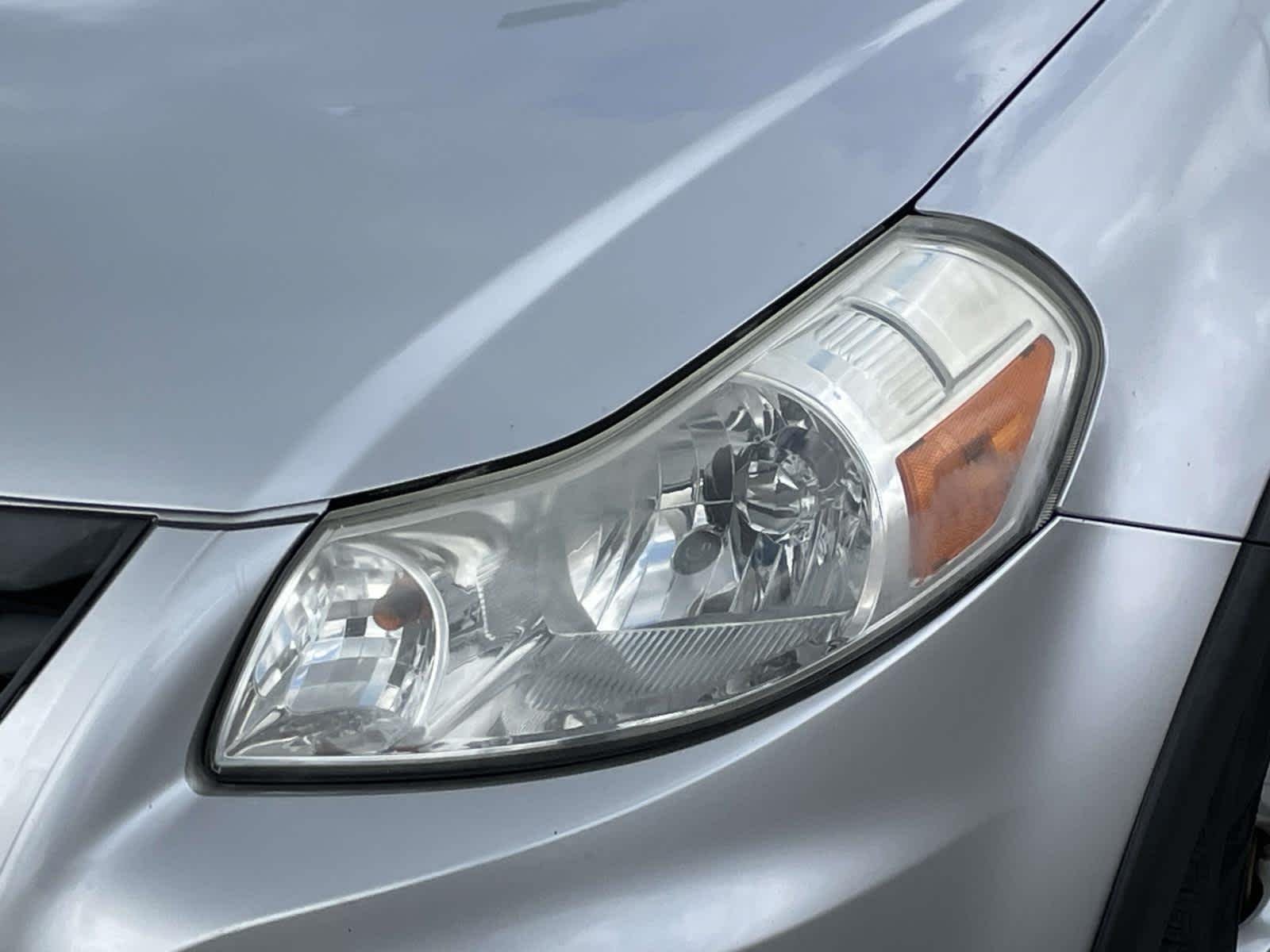 Used 2013 Metallic Star Silver Suzuki Crossover Premium image 13