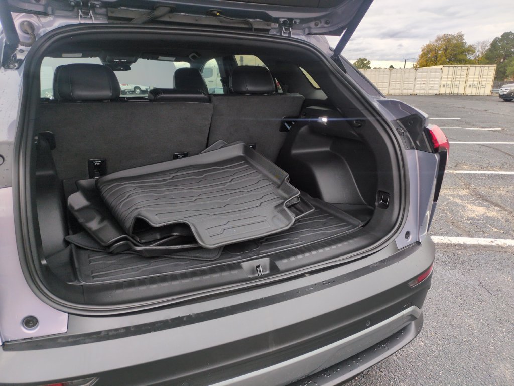 Used 2024 Galaxy Gray Metallic Chevrolet LT image 22