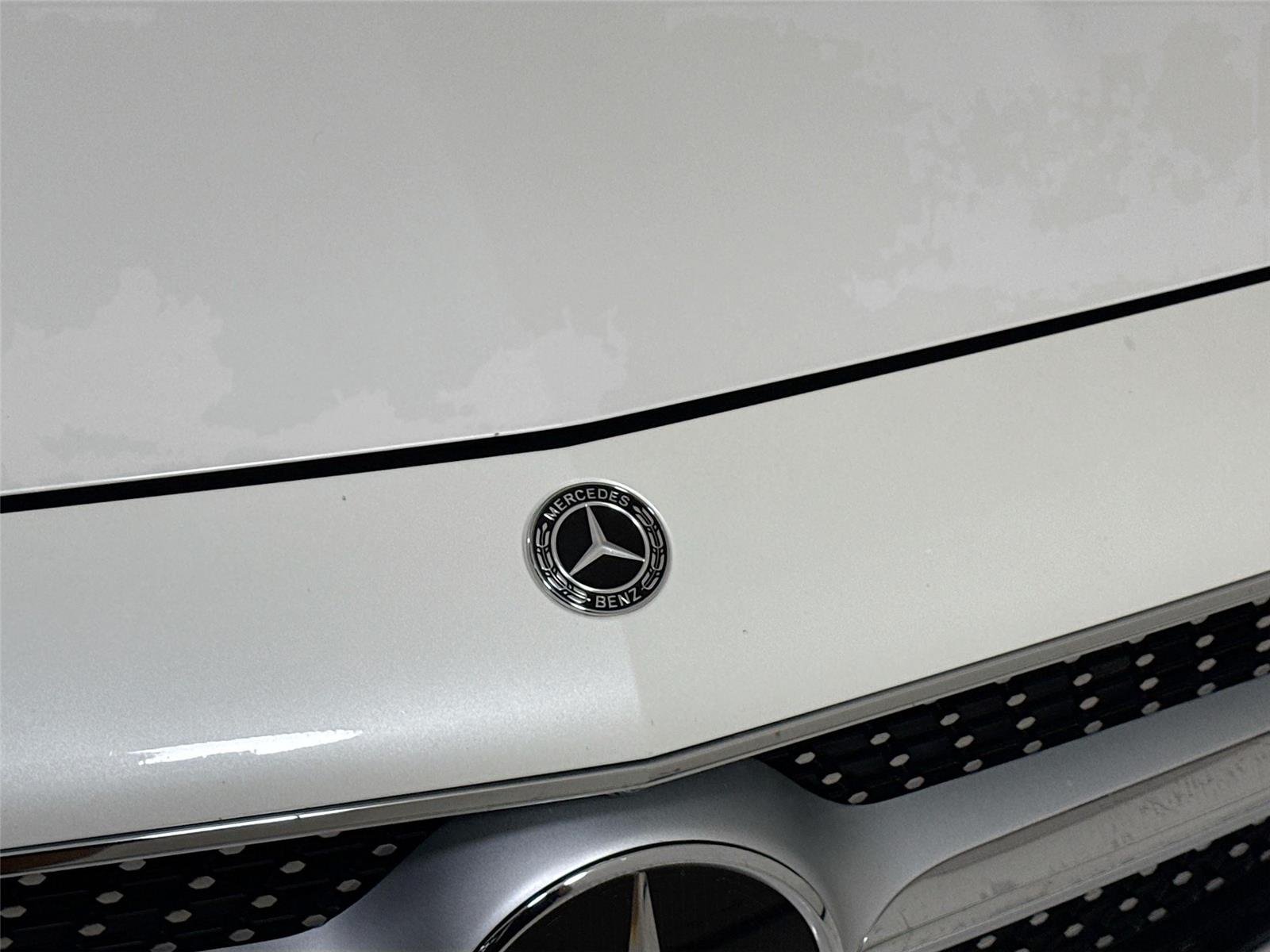 Used 2019 designo Cashmere White Magno (Matte Finish) Mercedes-Benz S 560 Cabriolet | AMG® Line | Premium Pkg | Driver Assist Pkg image 33
