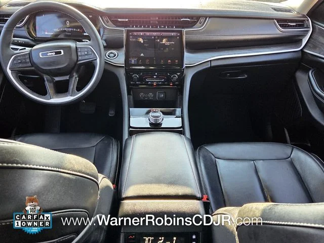 Used 2023 Gray Jeep Limited image 9