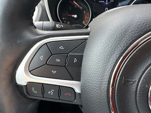 Used 2018 Red Jeep Sport image 15