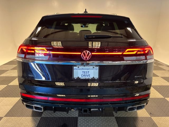 New 2026 Black Volkswagen 2.0T SEL Premium R-Line image 4