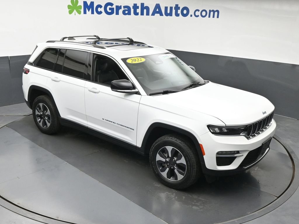 Used 2022 White Jeep 4xe image 3