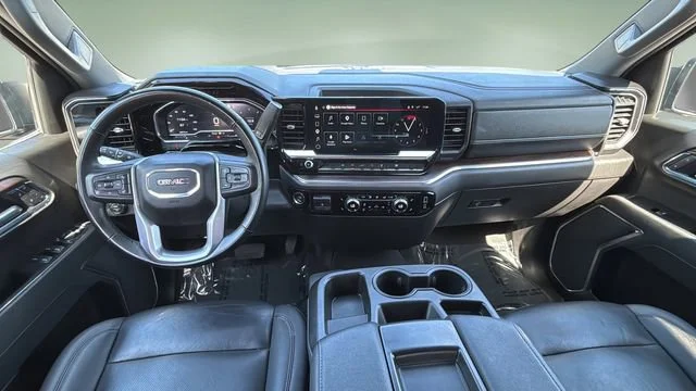 Used 2025 Onyx Black GMC SLT image 14