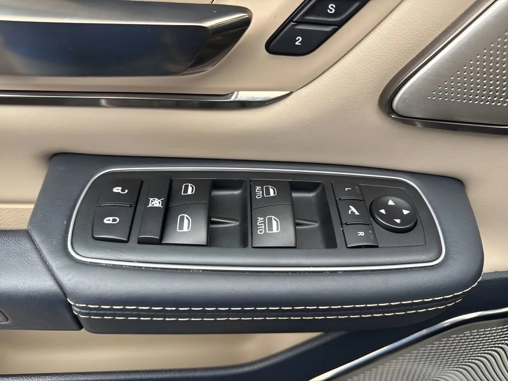 Used 2020  Ram Limited image 29