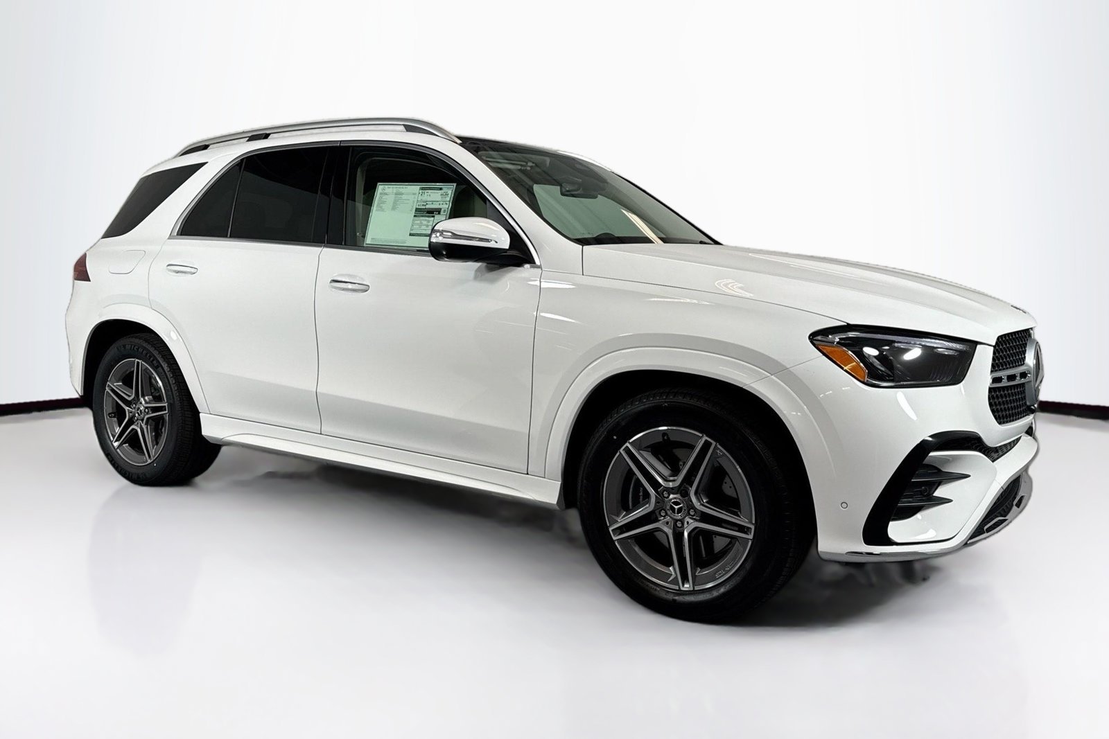 New 2026 Polar White Mercedes-Benz GLE 450 image 3