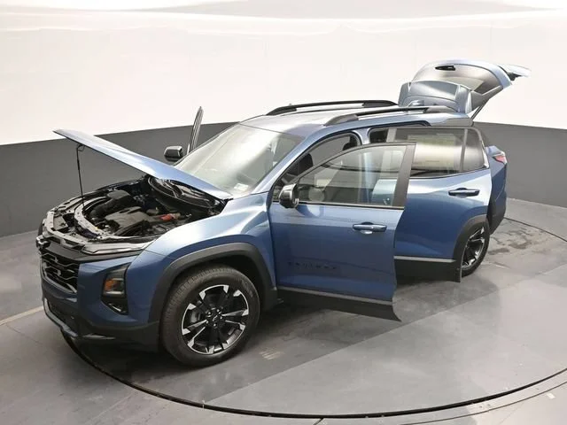 2027 Chevrolet Equinox RS - Photo 28