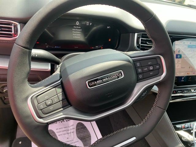 New 2026 Velvet Red Pearl-Coat Exterior Paint Jeep Limited Reserve image 16