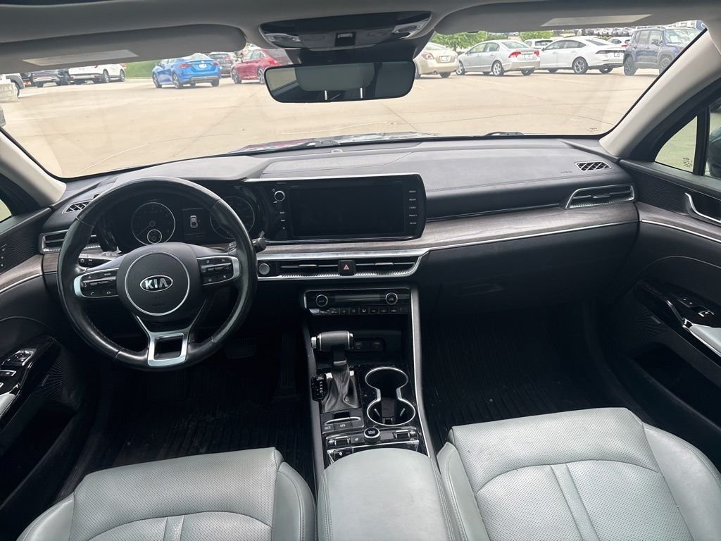 Used 2021 Everlasting Silver Kia EX image 34