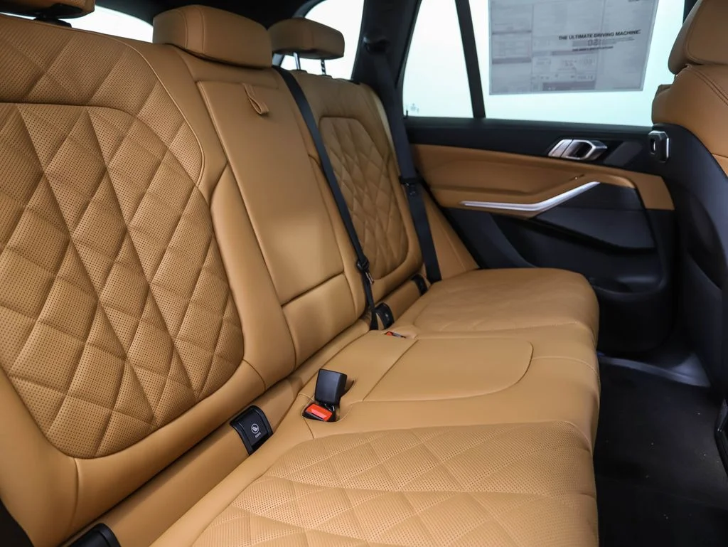 2026 BMW X5 50e - Photo 27