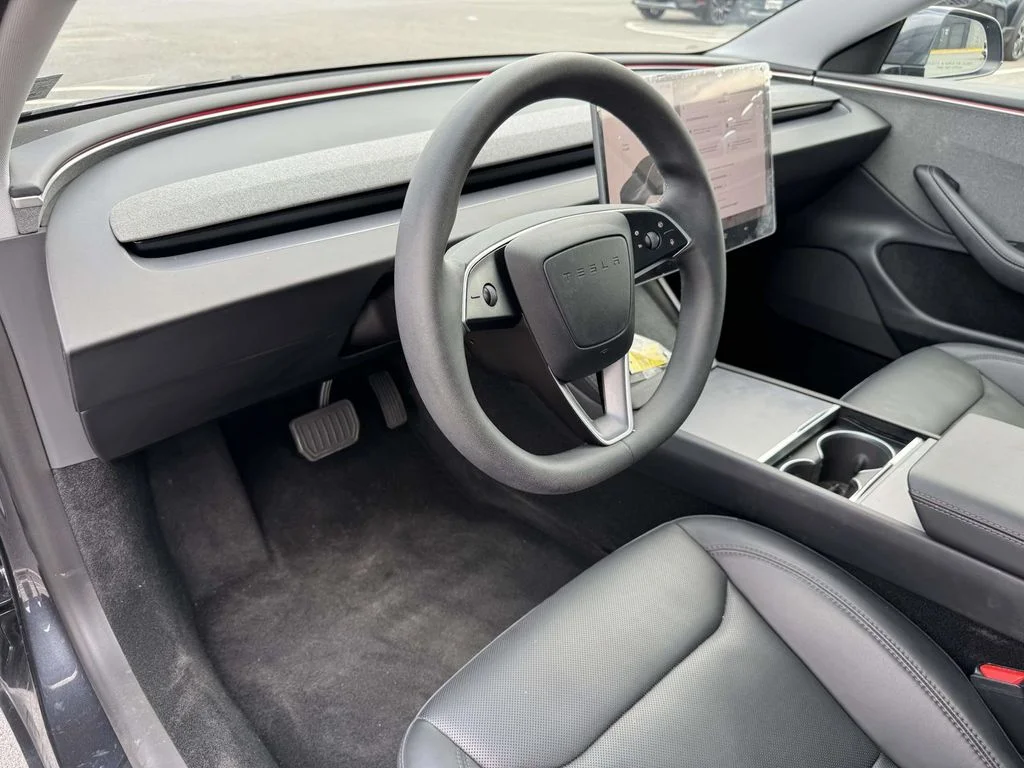 Used 2025 Tesla Model 3 Long Range with VIN 5YJ3E1EA0SF913464 for sale in Fredericksburg, VA