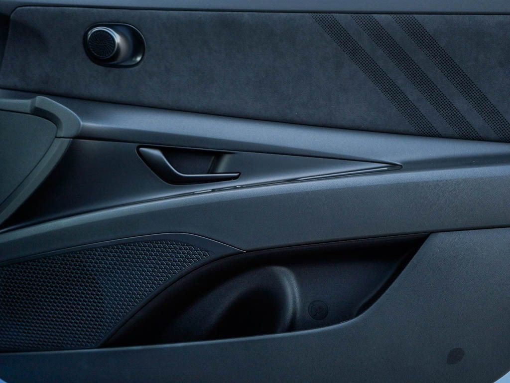 New 2026 Abyss Black Hyundai DCT FWD image 8