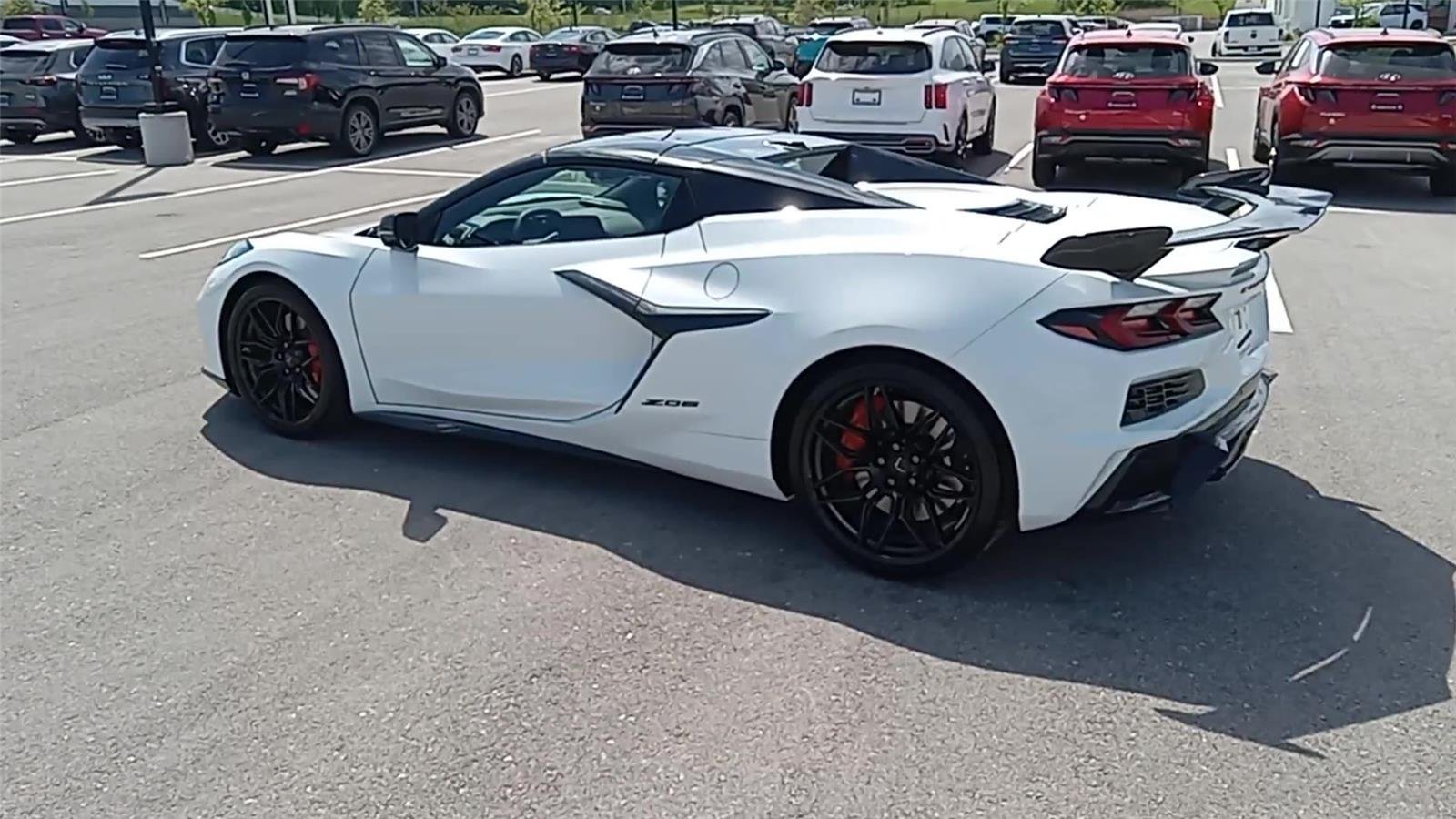 New 2026 Arctic White Chevrolet 2LZ image 6