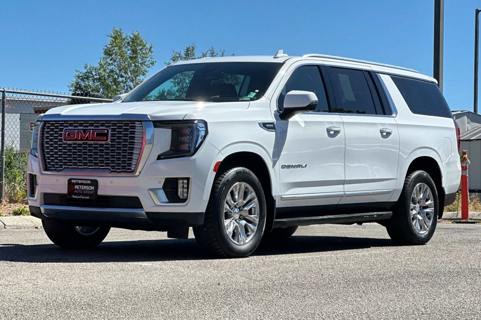 2024 GMC Yukon XL Denali - Photo 8