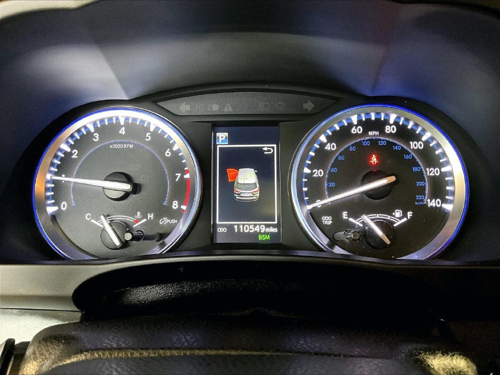 Used 2017 Black Toyota XLE image 26