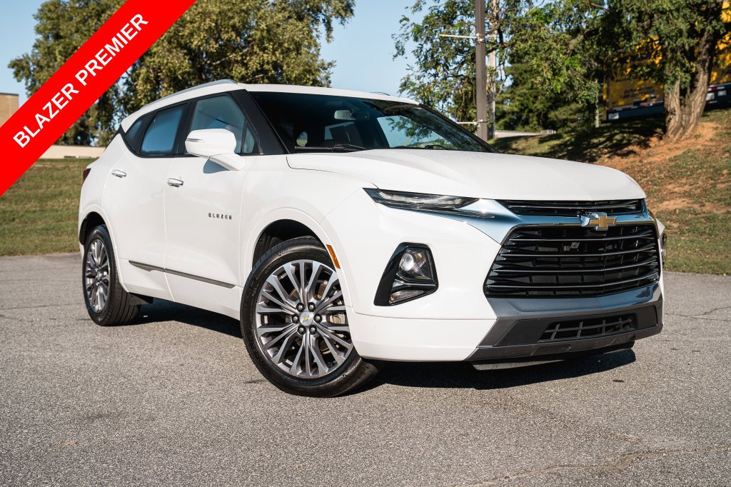 Used 2019 Summit White Chevrolet Premier image 1