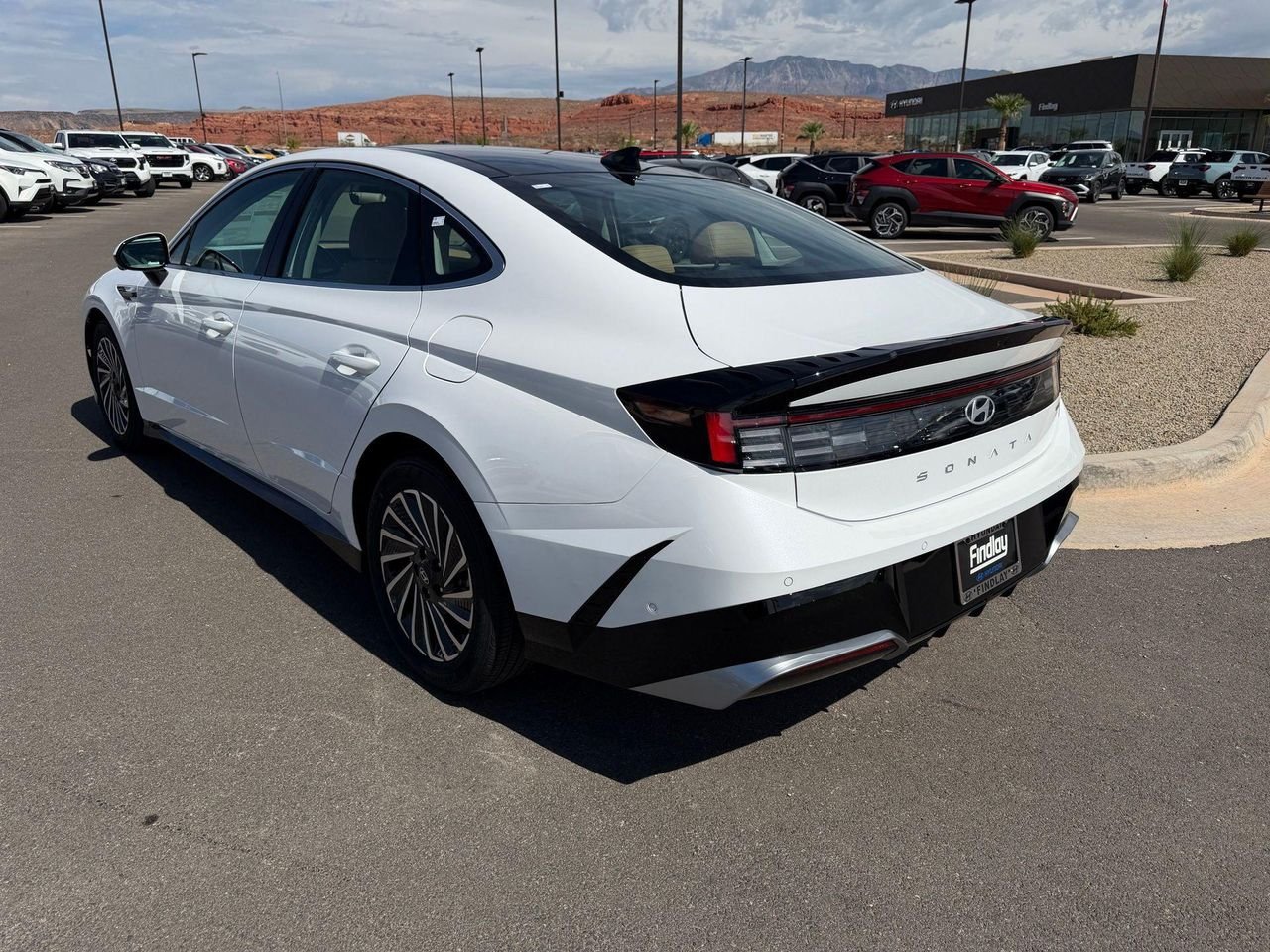 New 2026 White Hyundai Limited image 9