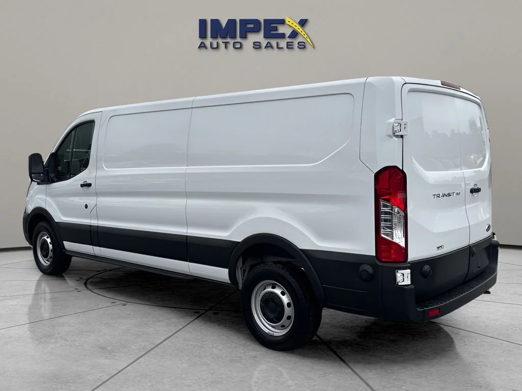Used 2024 White Ford Base image 3