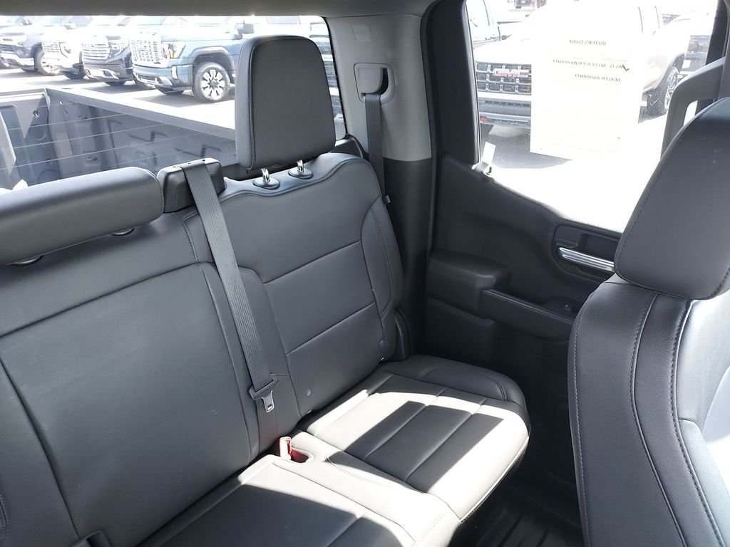 Used 2023 White Chevrolet WT image 14