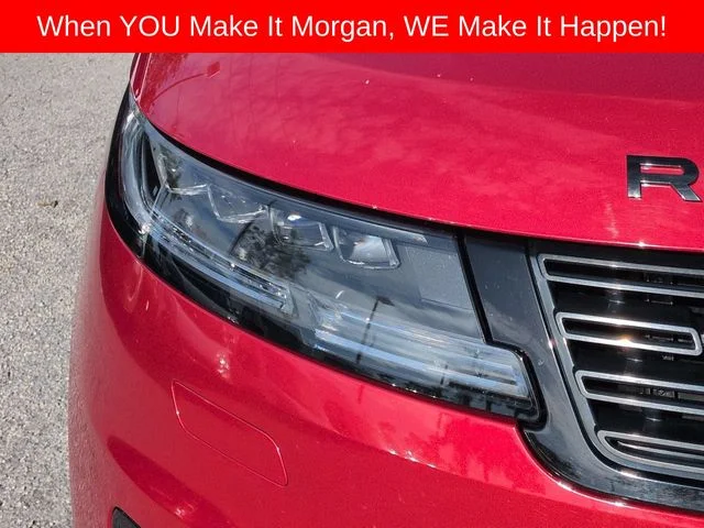 Used 2025  Land Rover Dynamic SE image 12