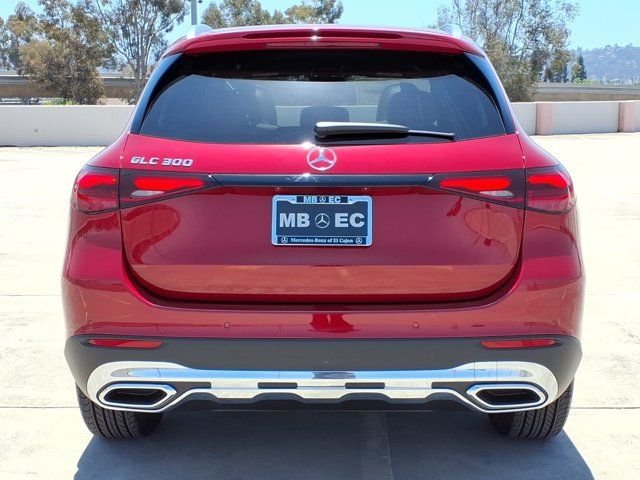 New 2026 Patagonia Red Metallic Mercedes-Benz 300 image 22