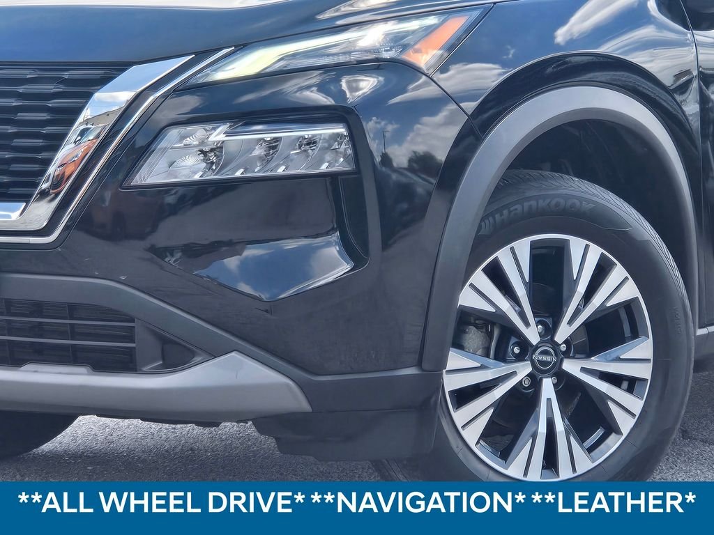 Used 2023 Black Nissan SV image 2
