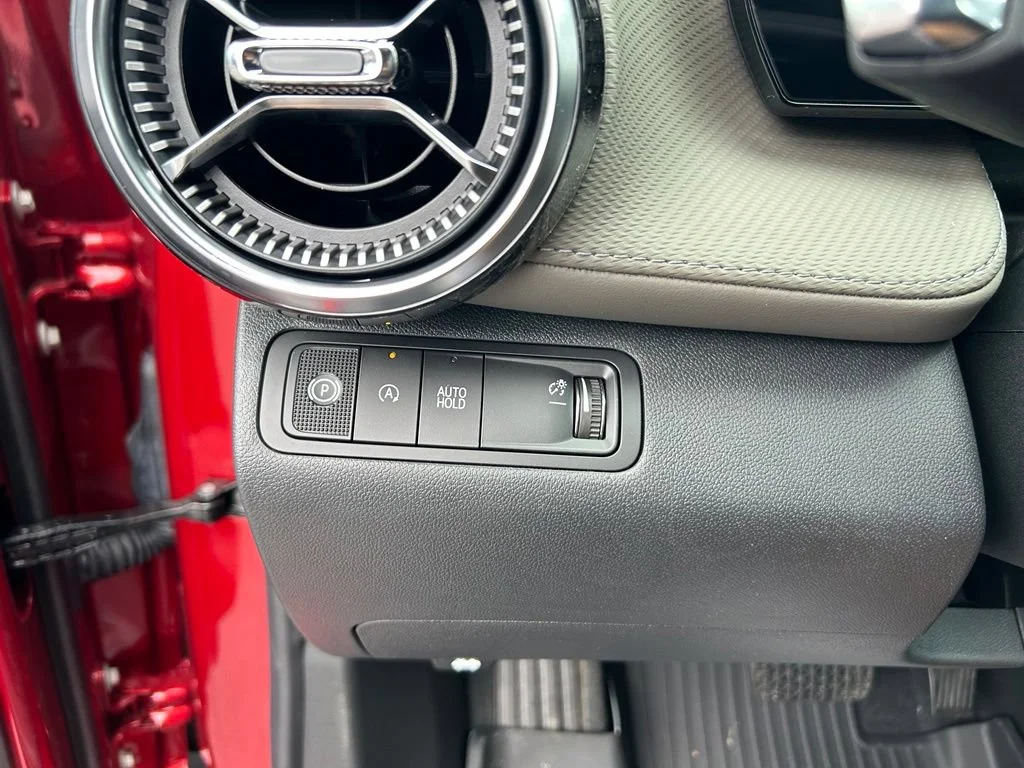 2027 Chevrolet Equinox LT - Photo 17