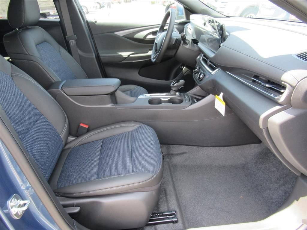 2026 Buick Envista Preferred - Photo 10
