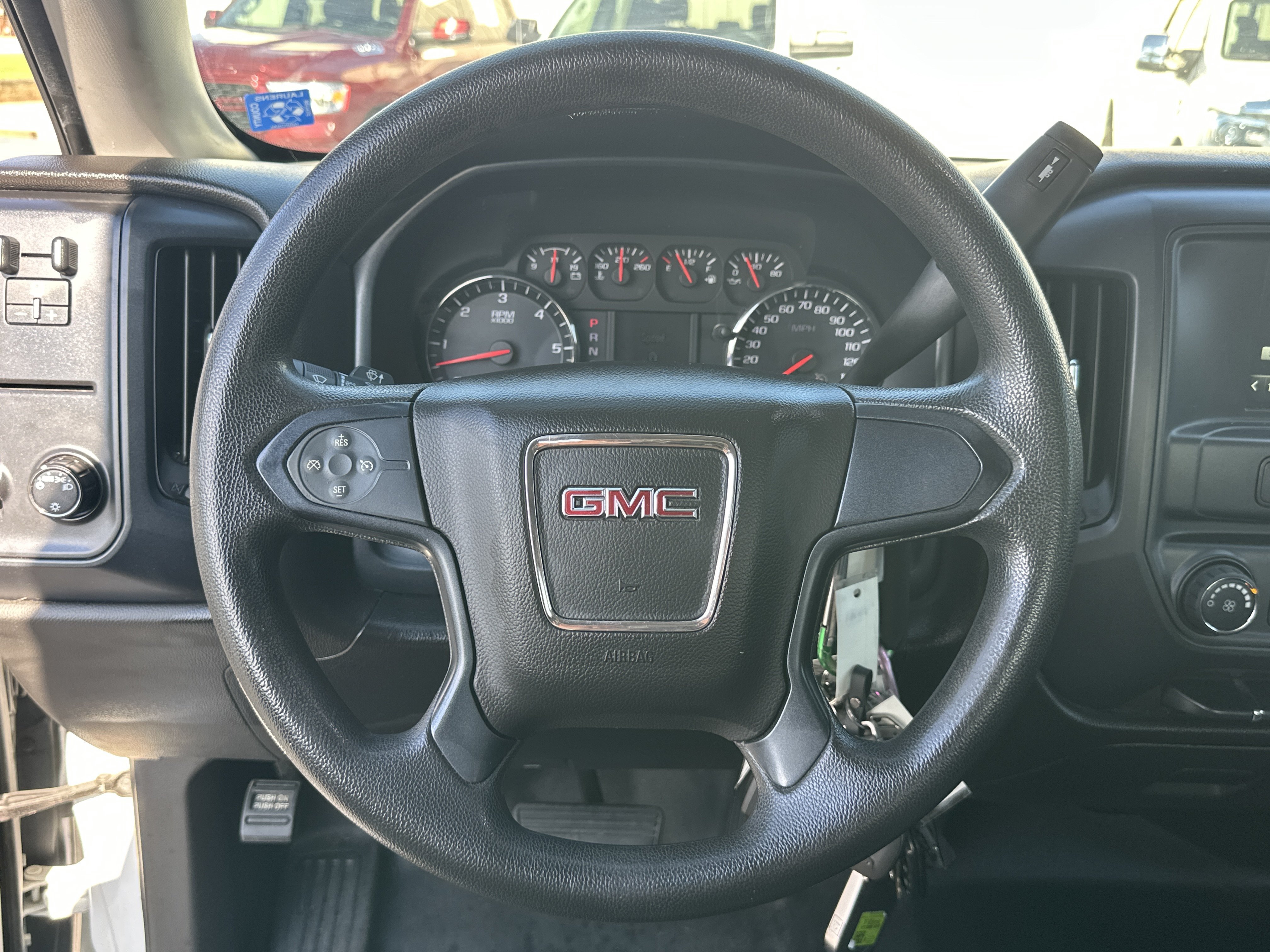 Used 2019 Summit White GMC DBL CAB 2WD image 25