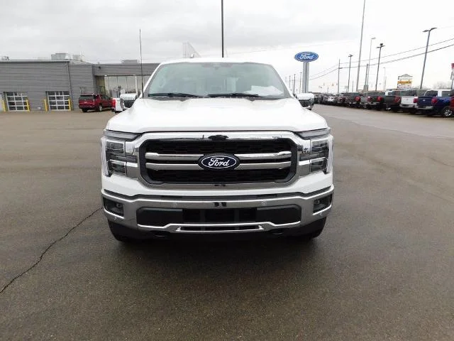 New 2026 Star White Metallic Tri-Coat Ford Lariat® image 56