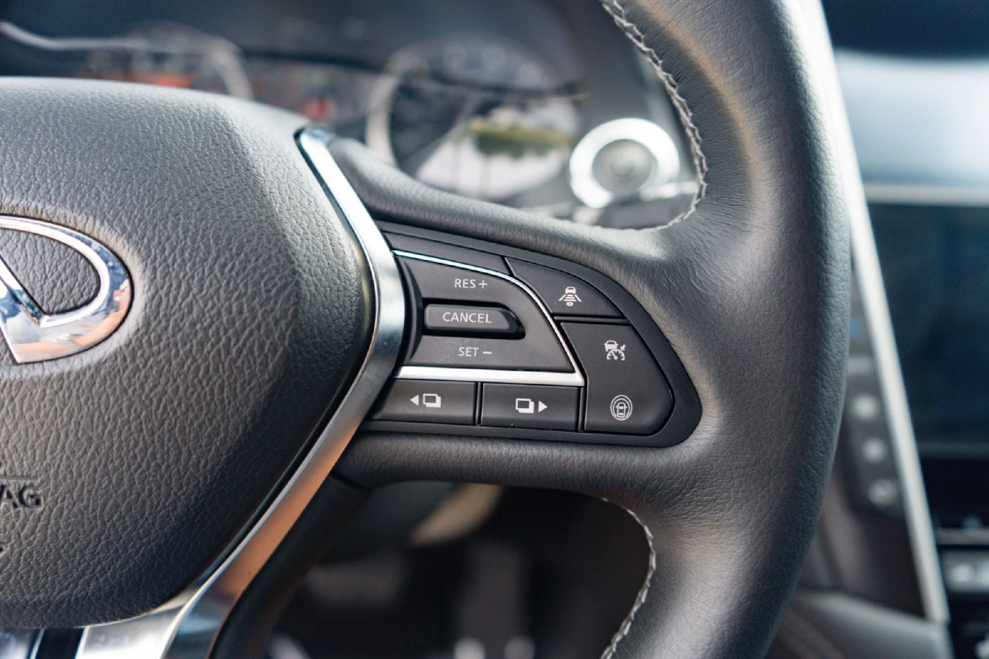 Certified Used 2023 Gray INFINITI SENSORY image 11