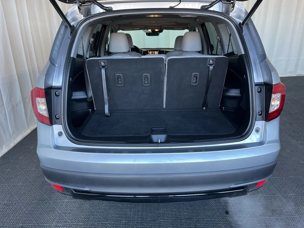 Used 2022 Gray Honda Special Edition image 28