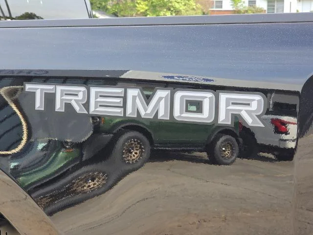 New 2026 Agate Black Metallic Ford F-250® XLT image 28